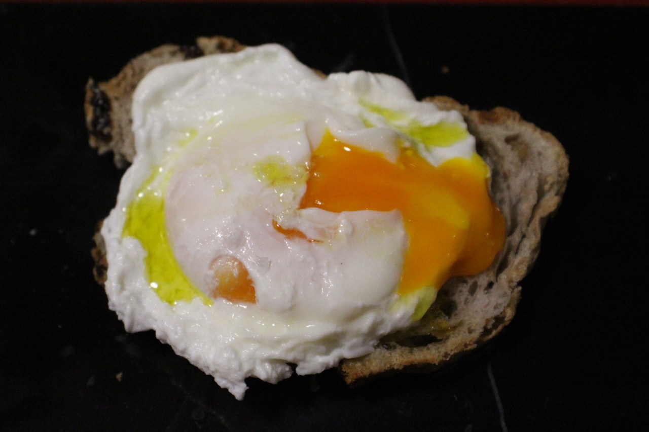 Huevo Poché – Poached&nbsp;Egg