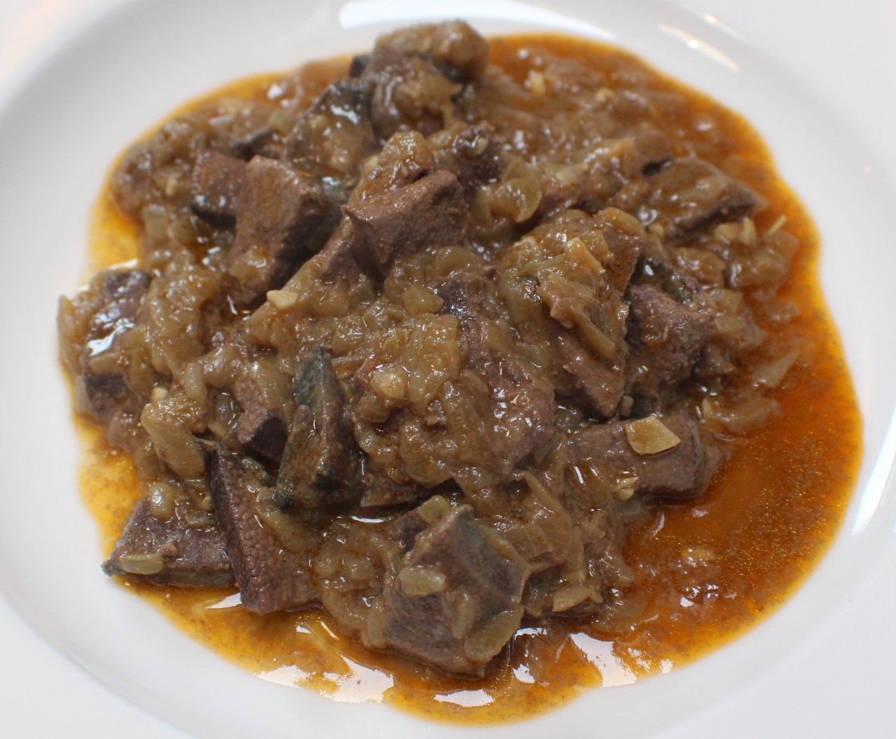 Hígado de Cerdo Encebollado – Pork Liver and&nbsp;Onions