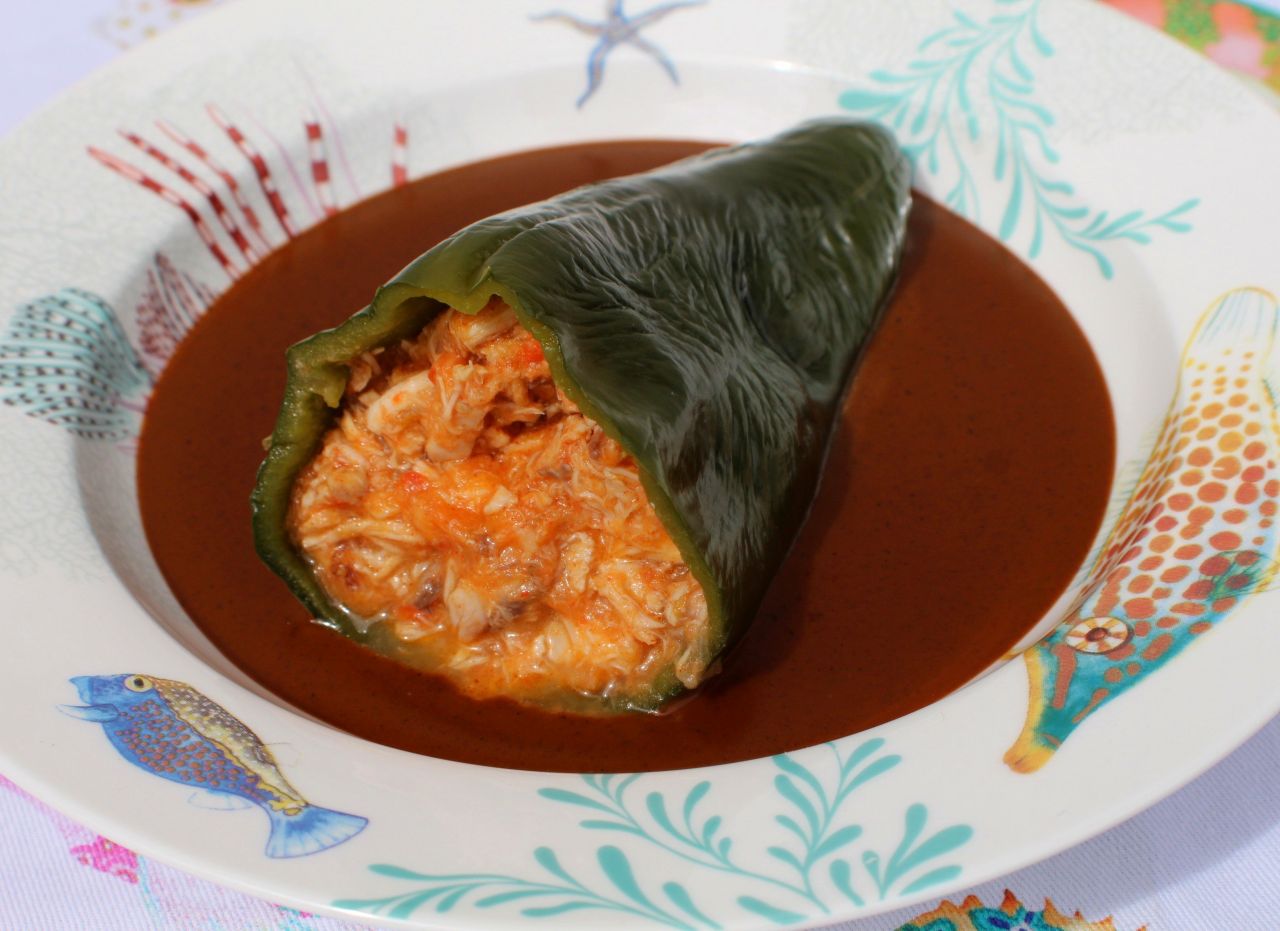 Chiles Rellenos de Bonito con&nbsp;Tomate