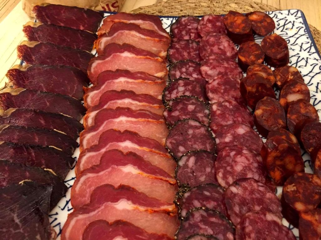 tabla_de_embutidos_de_Naveda