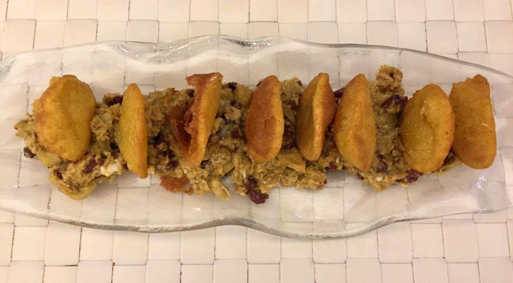 revuelto_de_sabadiegos_alcachofas_y_tortos_de_maíz