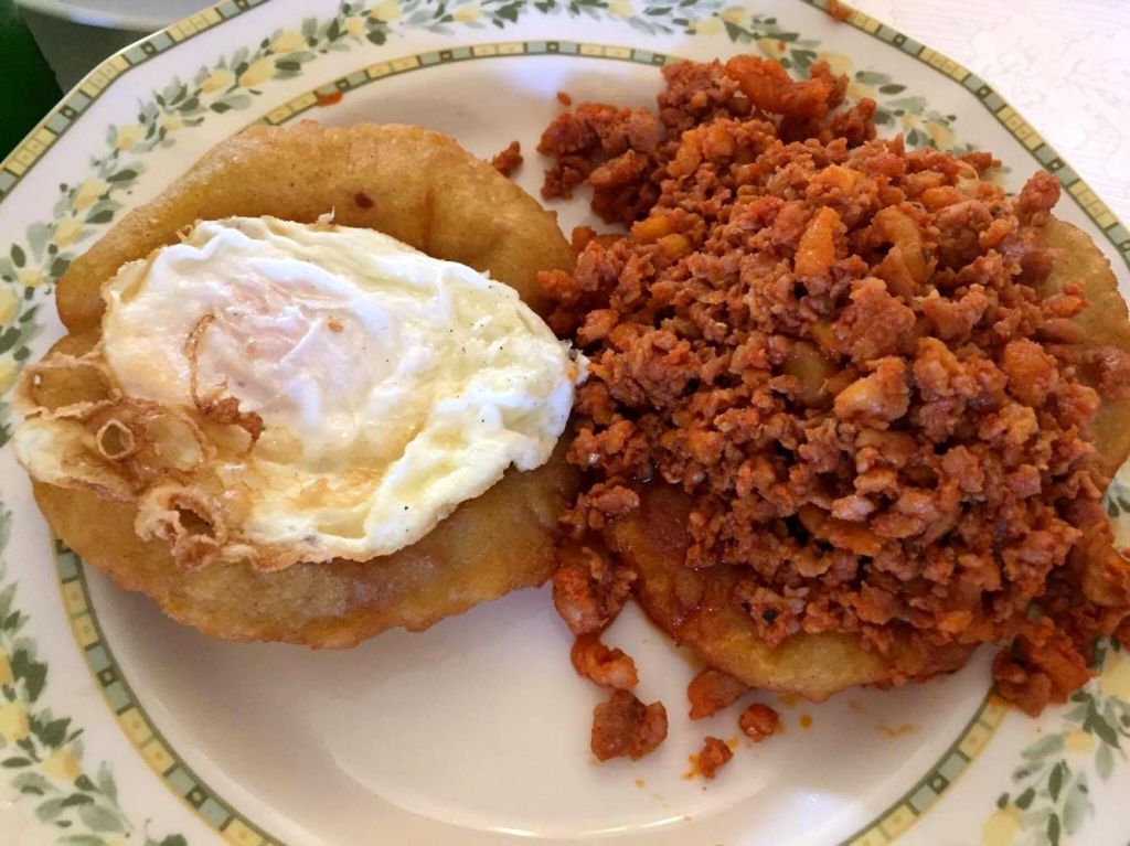 tortos_con_huevo_y_picadillo