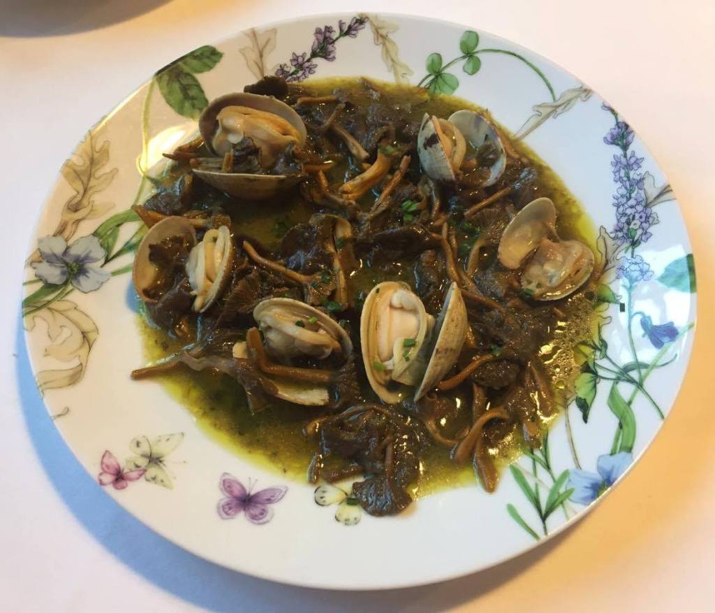 angula_de_monte_con_almejas