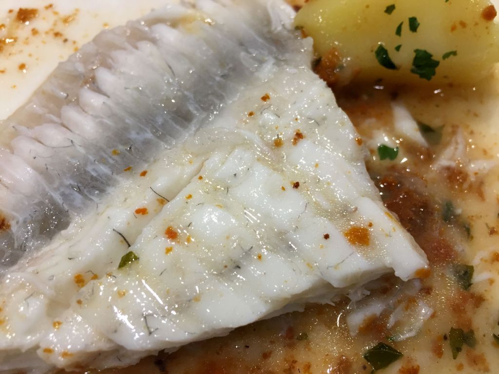 rodaballo_con_salsa_de_oricios