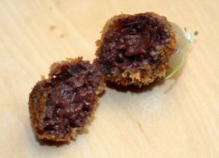 croqueta de morcilla dulce