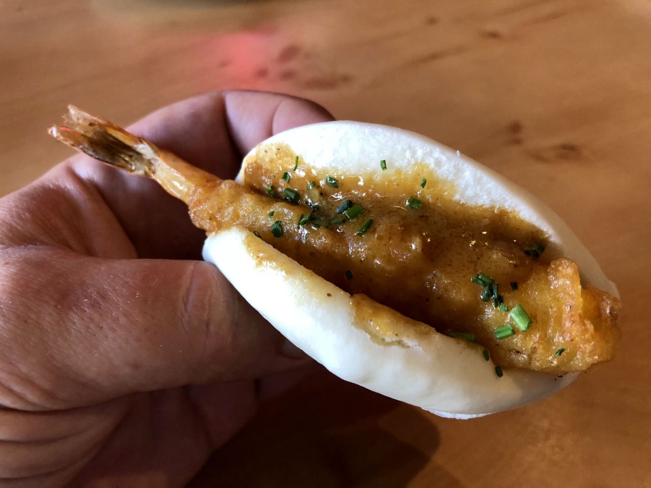 bao de langostino en tempura