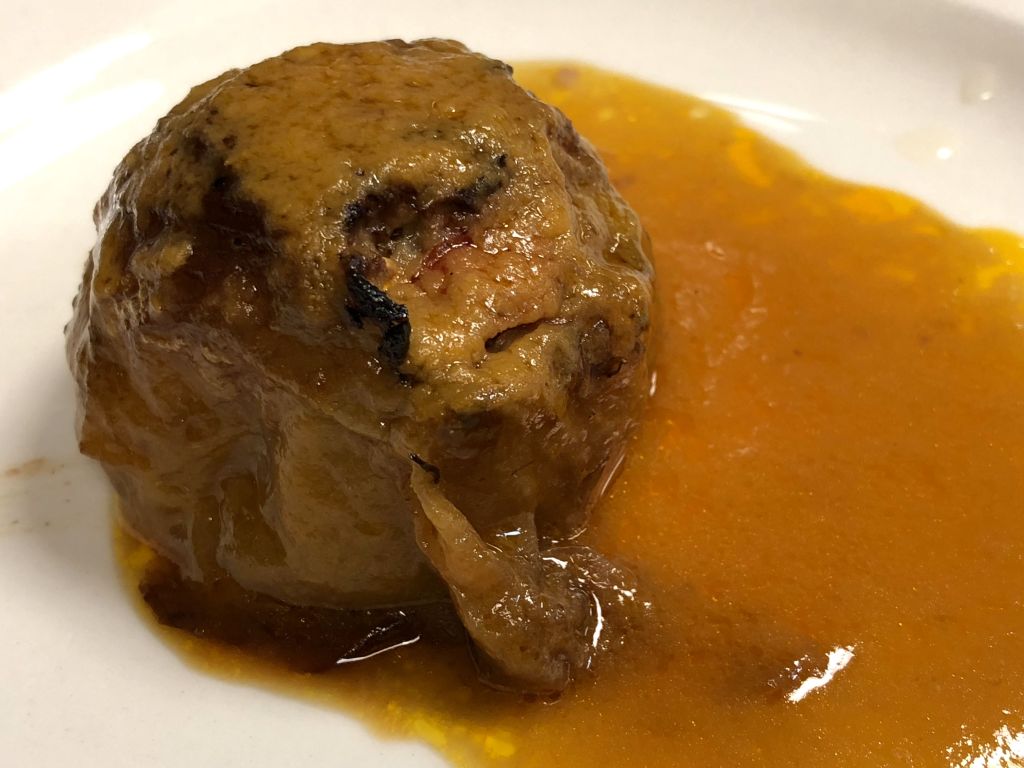 cebollas rellenas de bacalao