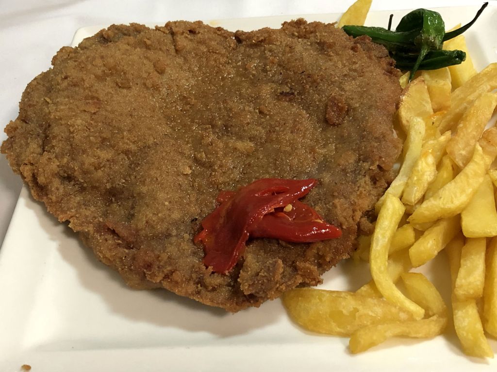 cachopò de cecina y queso de cabra