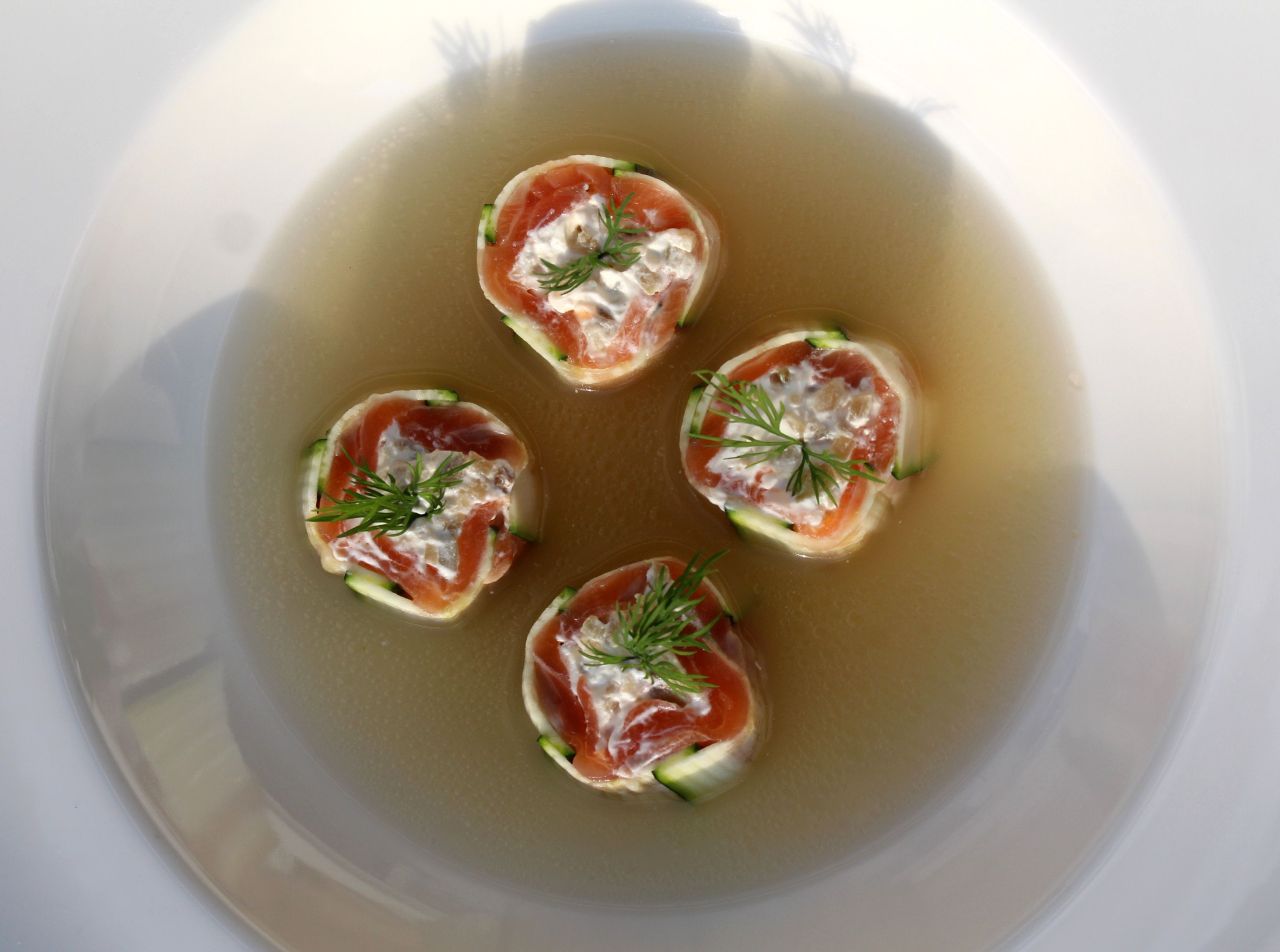 Rollitos de calabacin y salmón