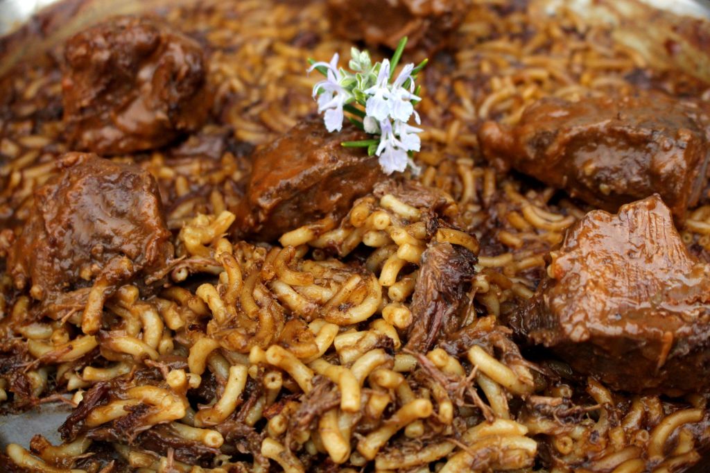 Fideuá de carrilleras