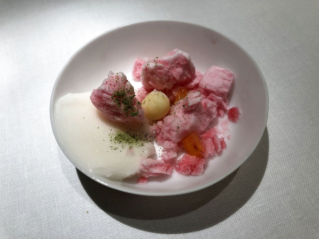 Nieve, vermut blanco y naranjas sanguinas