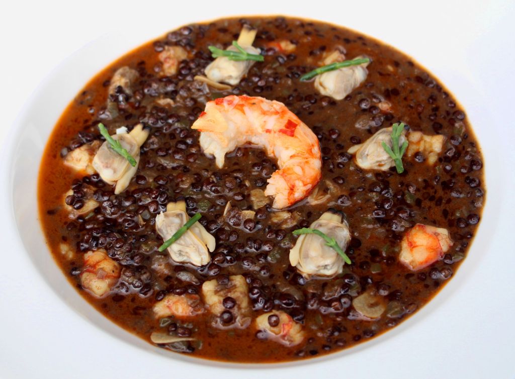 Lentejas Beluga con Marisco