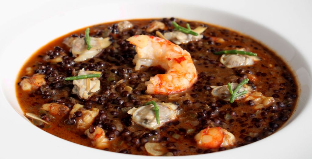 Lentejas Beluga con Marisco