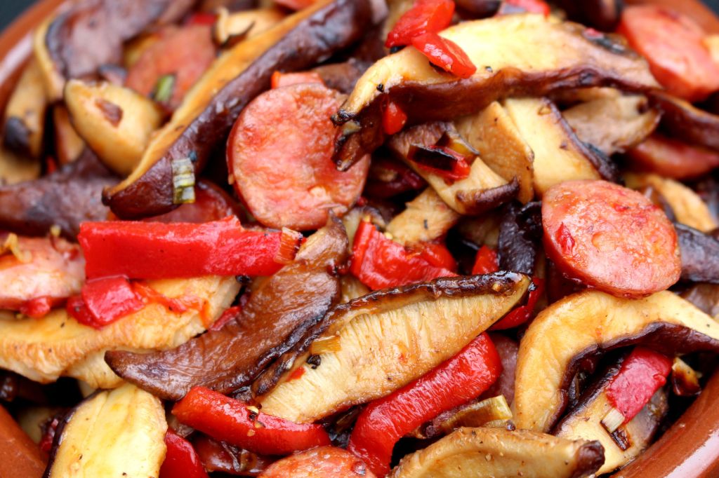 Longaniza de Avilés con setas