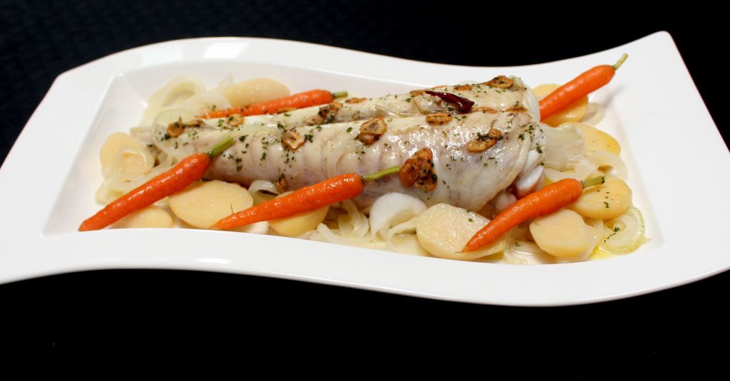 Rape al horno con salsa bilbaína y sidra