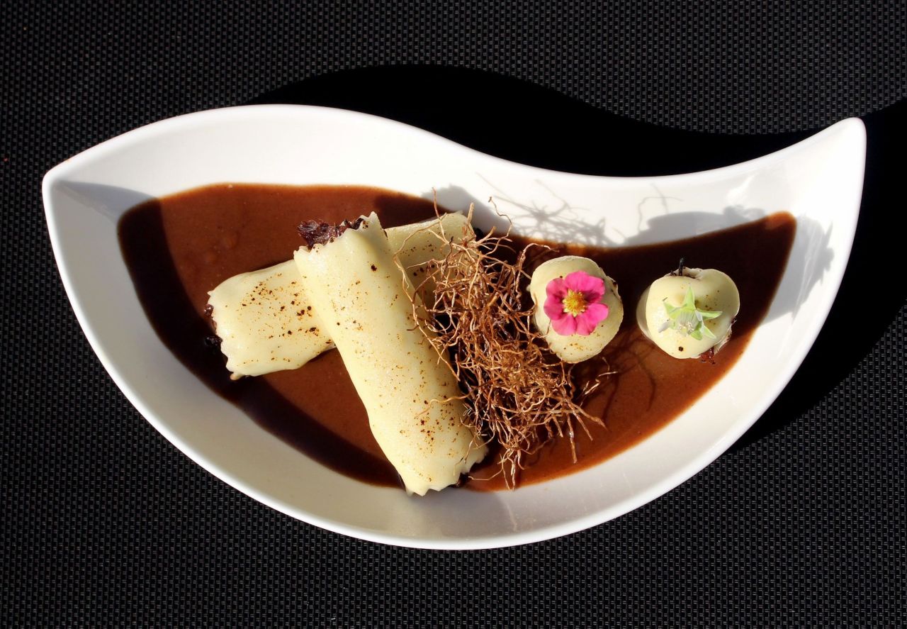 Canelones de rabo de toro