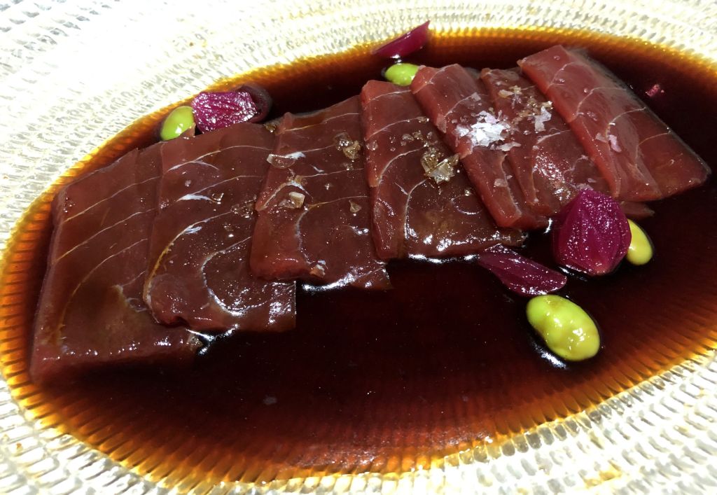Tiradito de atún