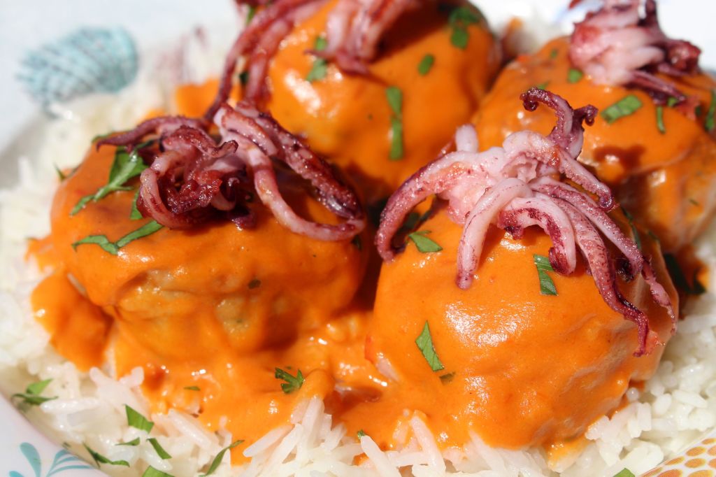 Albóndigas de Chipirón y Langostino