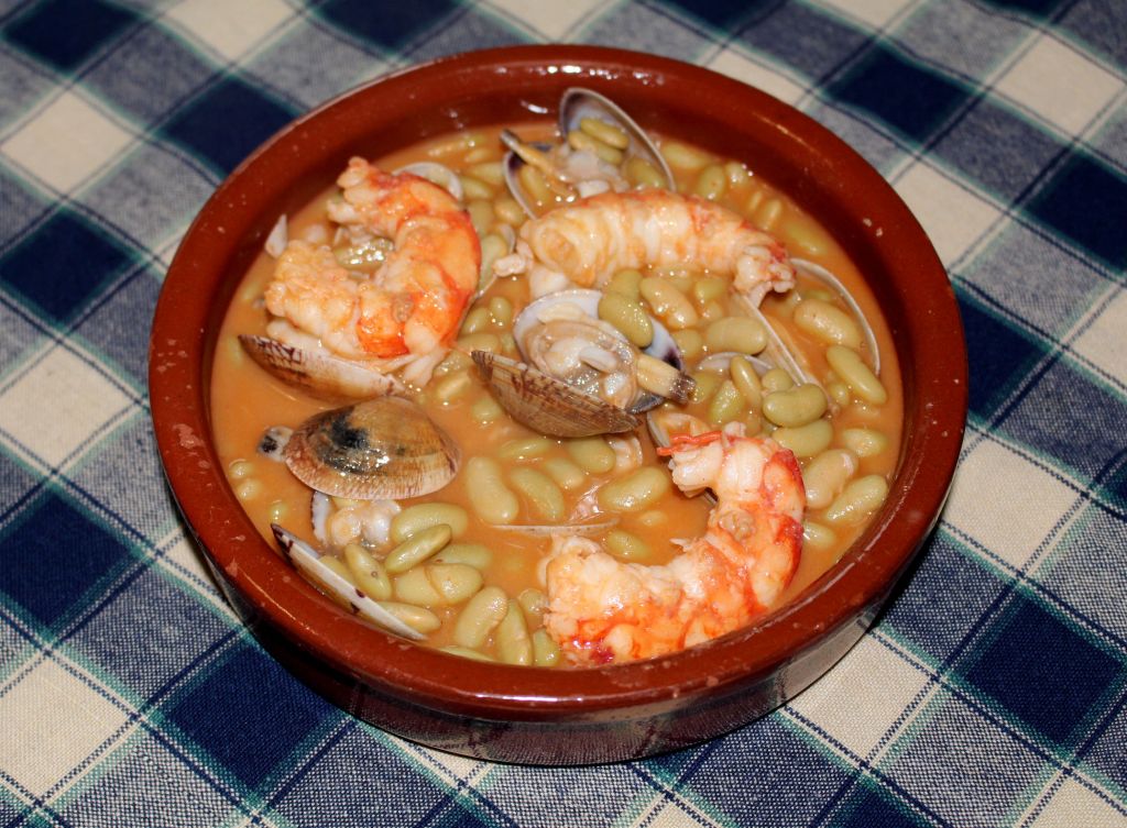 Verddinas con Almejas y Langostinos