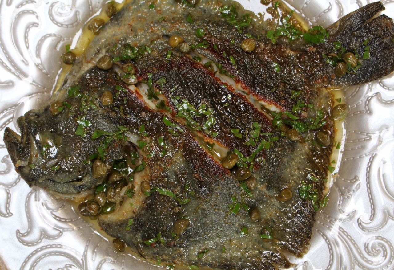 Rodaballo a la&nbsp;Meunière