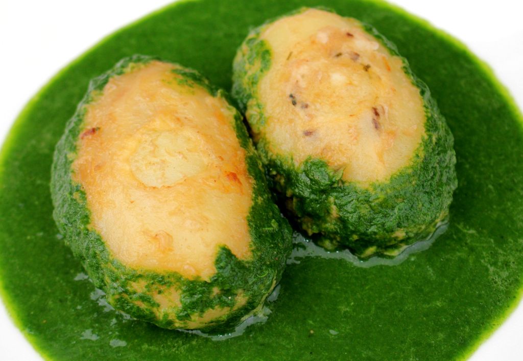 Patatas Rellenas con Rodaballo y Crema de Espinacas