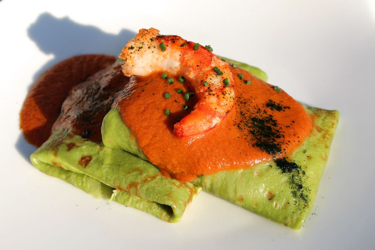 Crêpes de Plancton Marino Rellenos de Langostinos