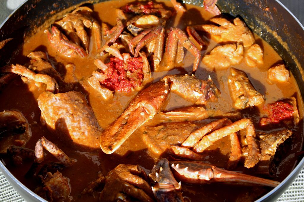 Caldereta de Pescados y Mariscos