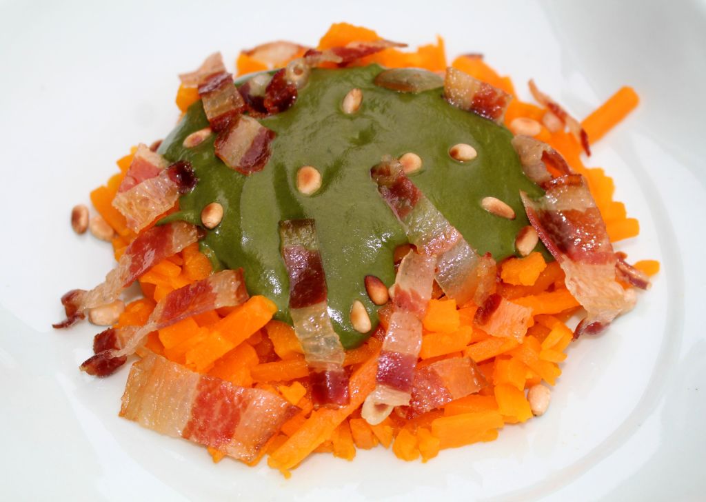 Calabaccini con Crema de Espinacas y Panceta