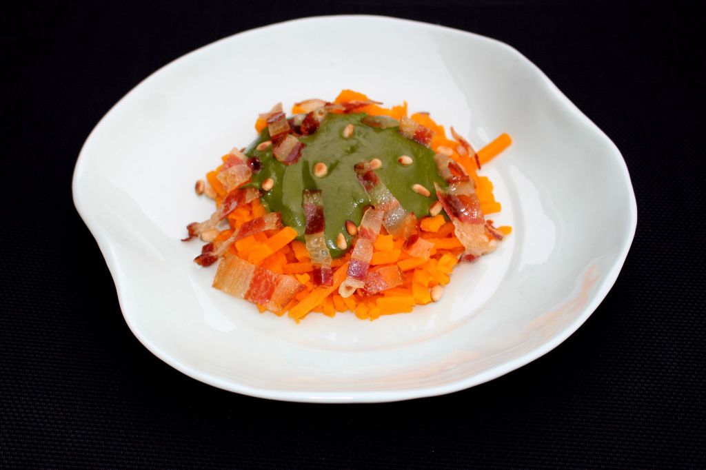 Calabaccini con Crema de Espinacas y Panceta