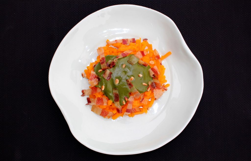 Calabaccini con Crema de Espinacas y Panceta