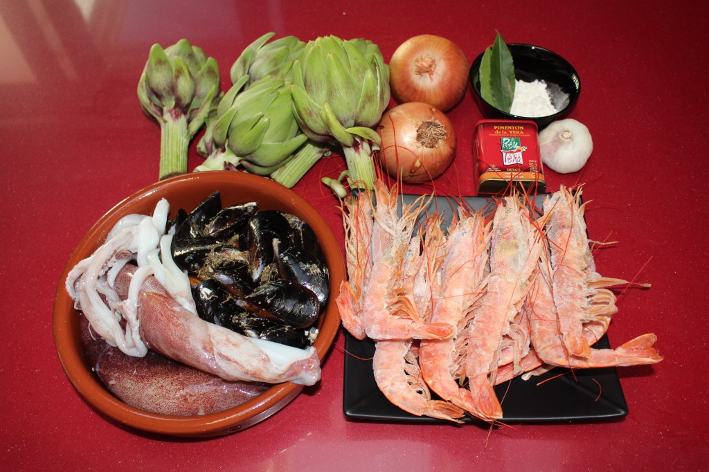 Guiso de Alcachofas, Calamar, Mejillones y Gambón