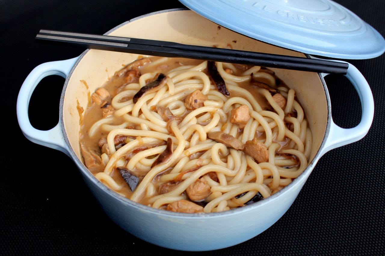 Sopa de Udon con Pollo y Shiitake