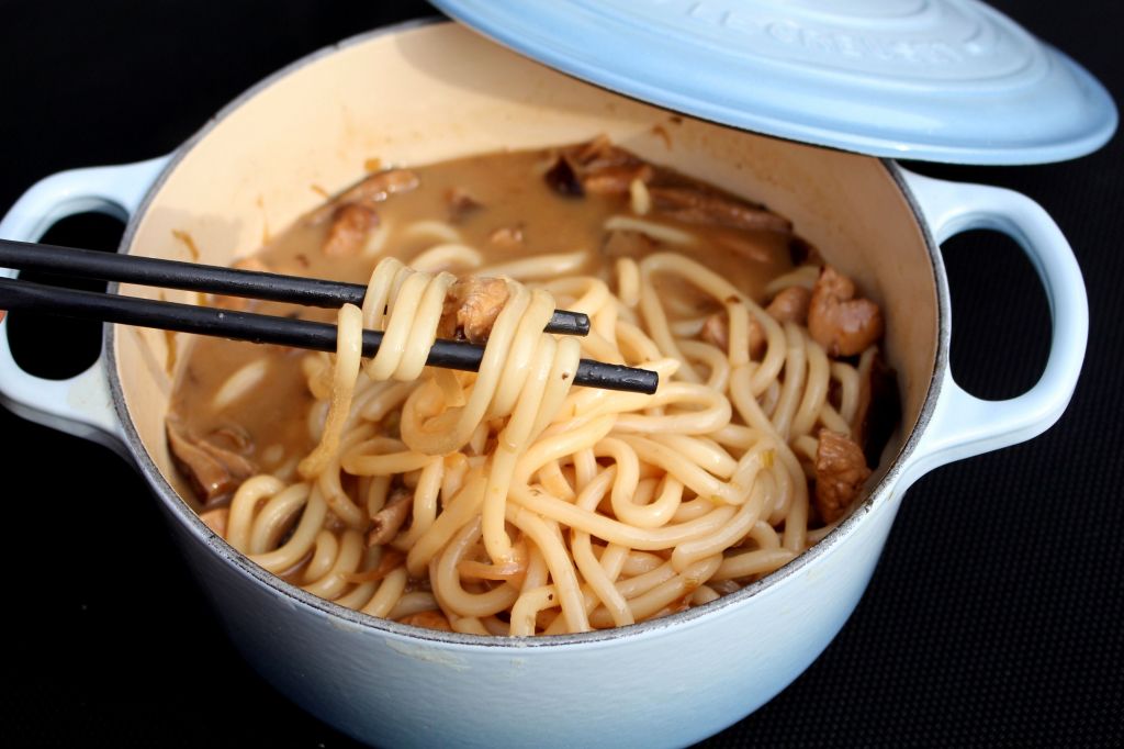 Sopa de Udon con Pollo y Shiitake
