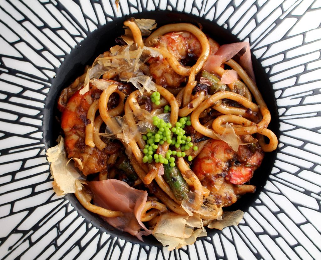 Yakiudon de Gambones y Trigueros