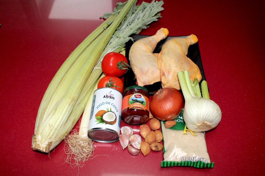 Pollo con Cardos y Almendras al Ají Panca
