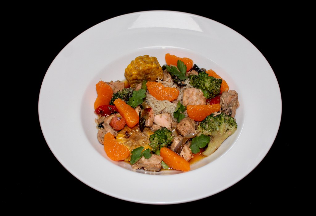 Wok de Salmón, Cítricos y Verduras