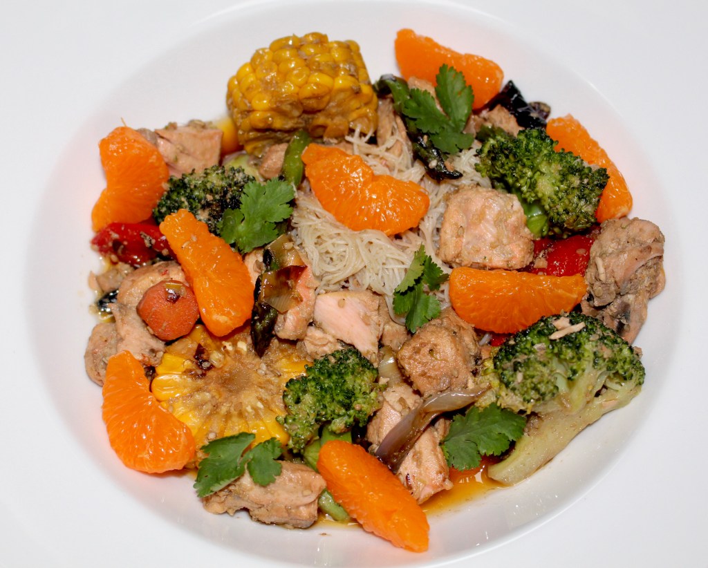 Wok de Salmón, Cítricos y Verduras