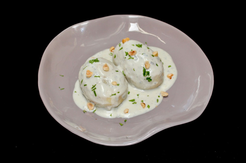 Patatas Rellenas de Carne con Salsa de Cabrales