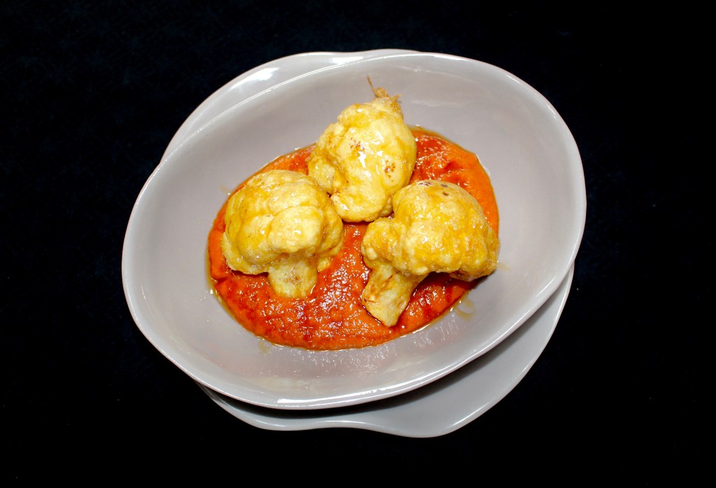 Coliflor con Salsa de Sobrasada y Miel