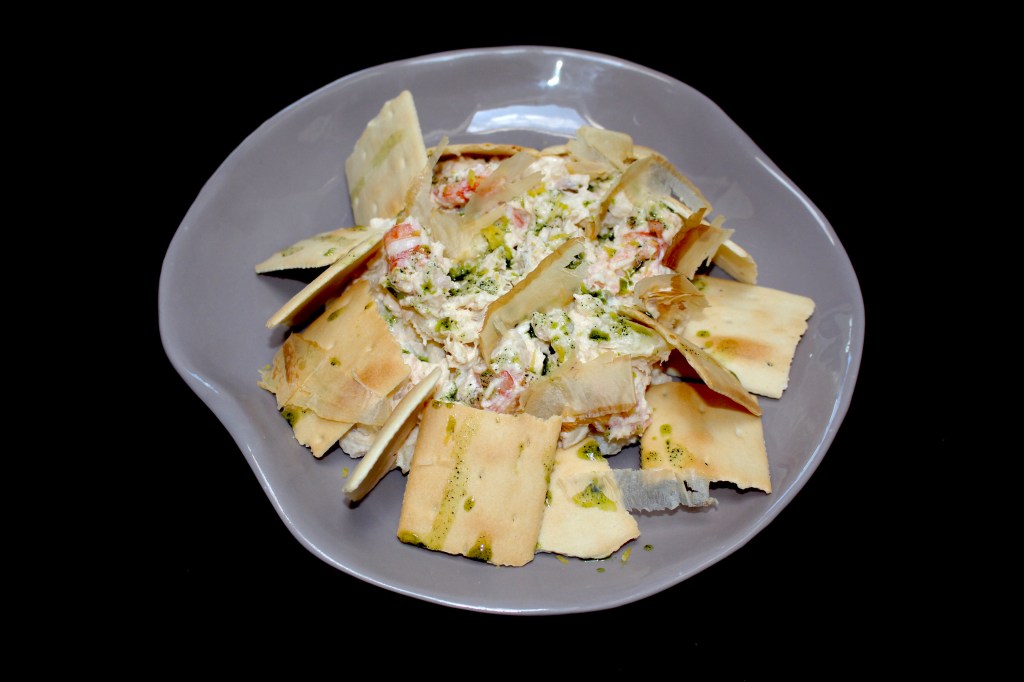 Ensaladilla Rusa Cítrica con Gambones y Bonito