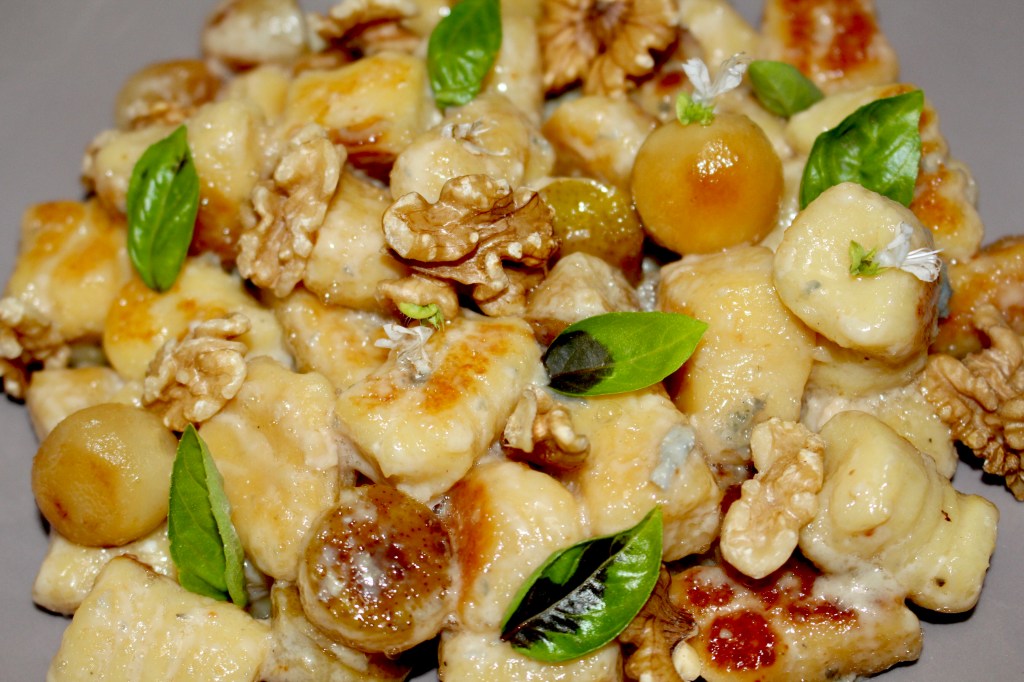 Gnocchis con Gorgonzola, Pera y Nueces