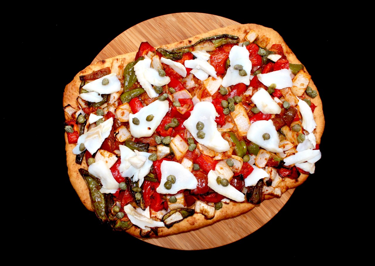 Coca de Trampó con&nbsp;Bacalao