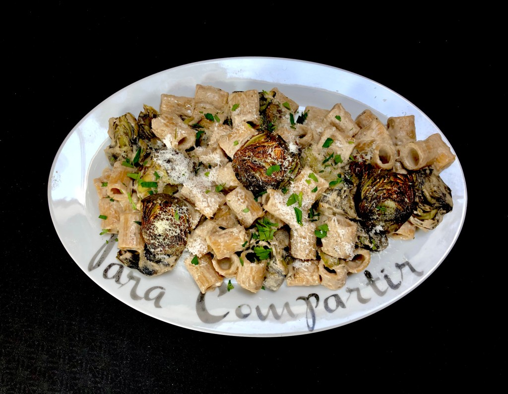 Pasta con Alcachofas y Setas