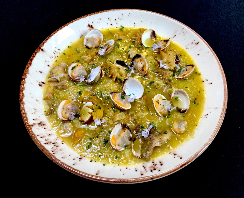 Crestas con Verdura y Berberechos